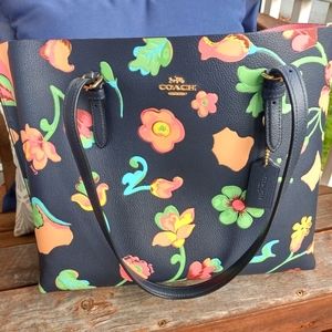 Coach Mollie Tote With Dreamy Land Floral Print, Like New